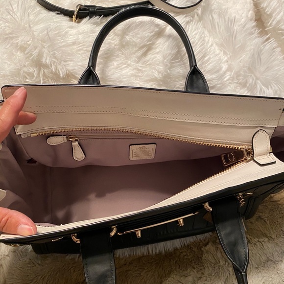 Coach Croc Embossed Leather Swagger Carryall - Picture 4 of 9